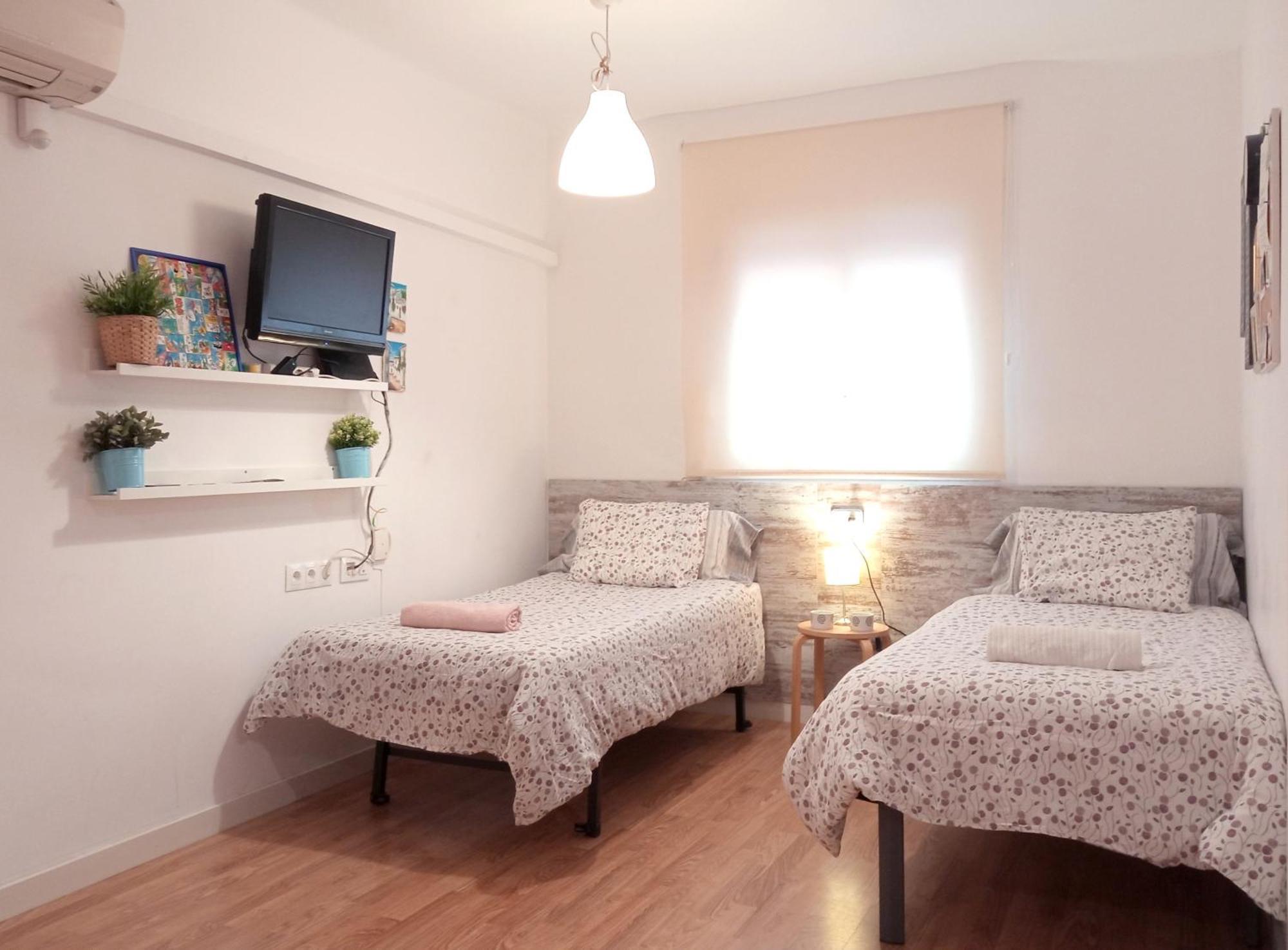 Bcn4Days Apartments L'Hospitalet de Llobregat Dış mekan fotoğraf