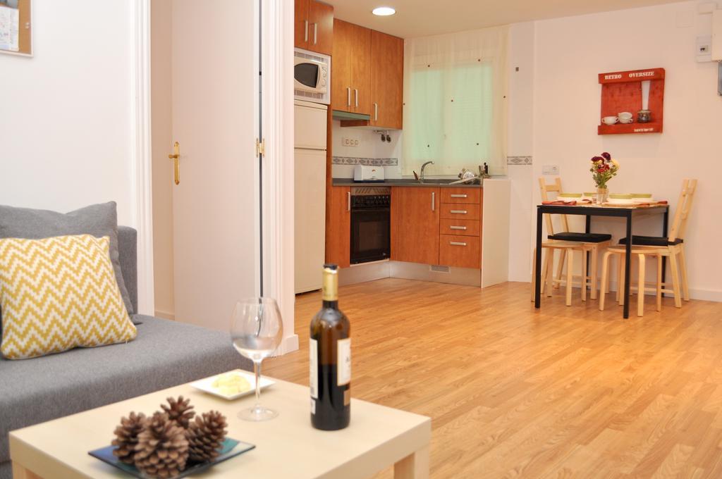 Bcn4Days Apartments L'Hospitalet de Llobregat Dış mekan fotoğraf